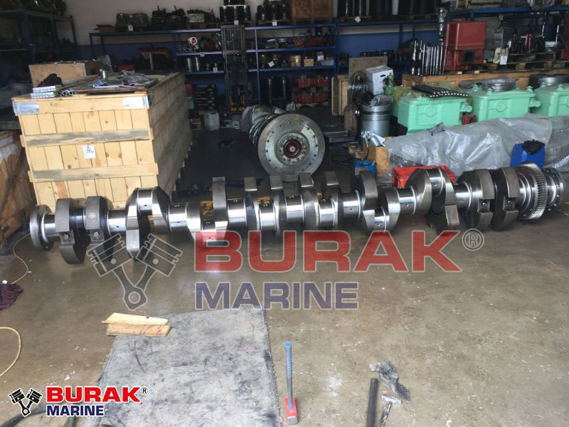 MAN B&W 8L28/32 CRANKSHAFT